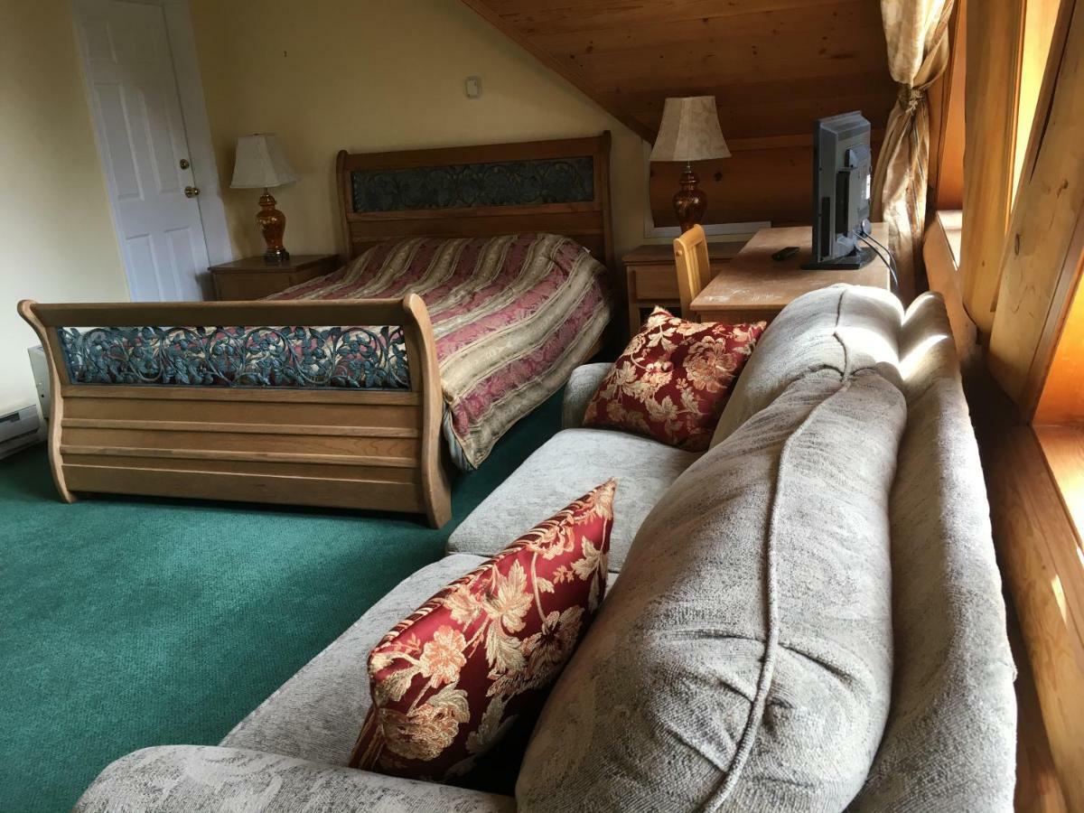 Rainbow Lake Castle Resort Princeton Dış mekan fotoğraf